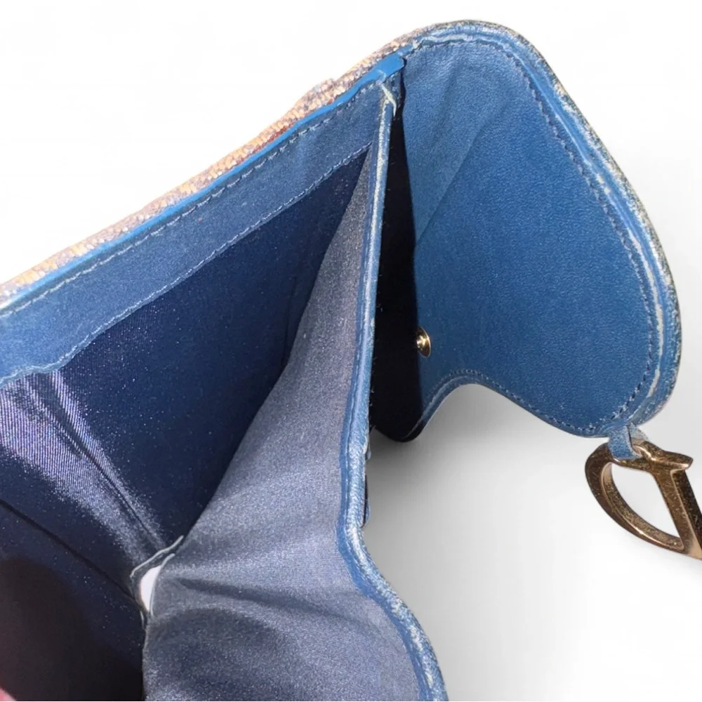 Christian Dior — Lotus Trifold Saddle Wallet in blue Dior Oblique jacquard✨ #519